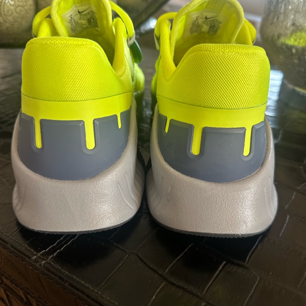 NEW Nike Metcon 5 Mens 8 Womens 10 - Picture 3 of 6